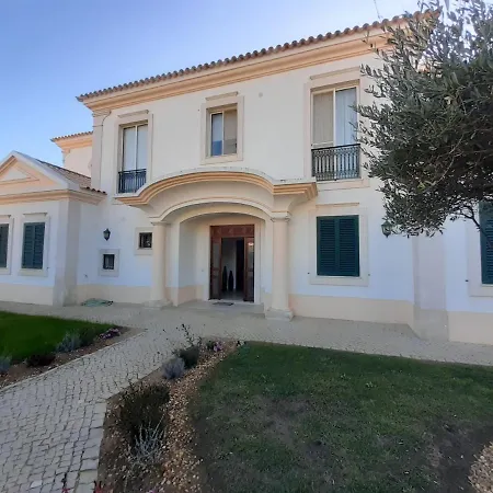 Gale 3 Storey Villa Really On The Beach * Albufeira