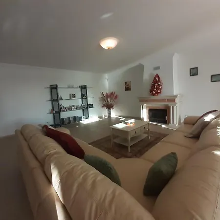 Gale 3 Storey Villa Really On The Beach Albufeira