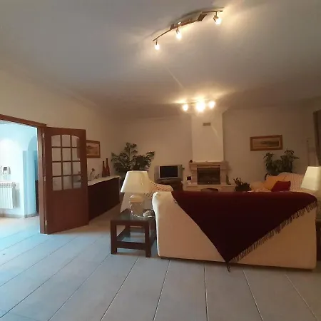 Gale 3 Storey Villa Really On The Beach Вилла Албуфейра