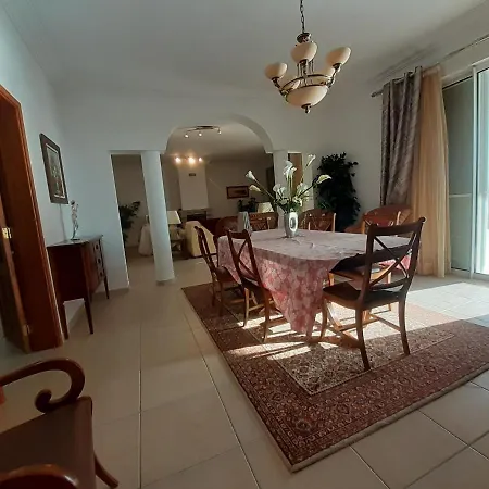 Gale 3 Storey Villa Really On The Beach Вилла Албуфейра