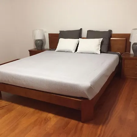 Gale 3 Storey Villa Really On The Beach Вилла Албуфейра